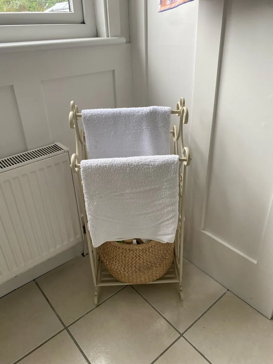 Towel rack - Image 2