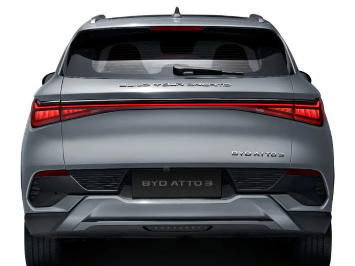 BYD ATTO 3 Design 60.5kwh - Image 4