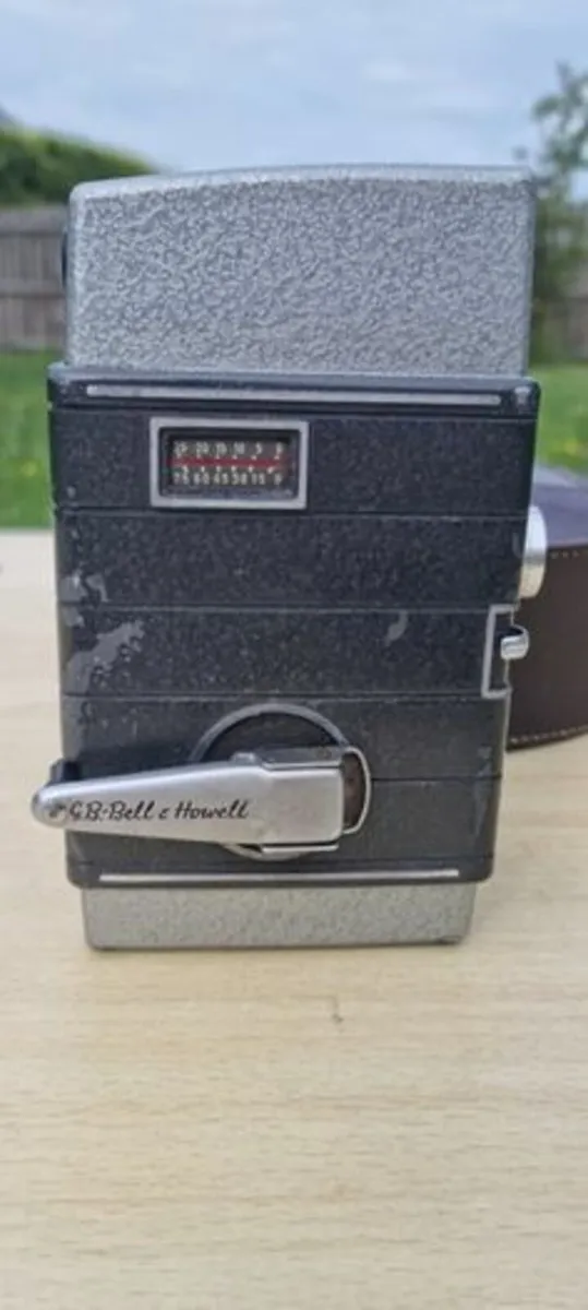 Bell & Howell 624 8mm cine camera - Image 4