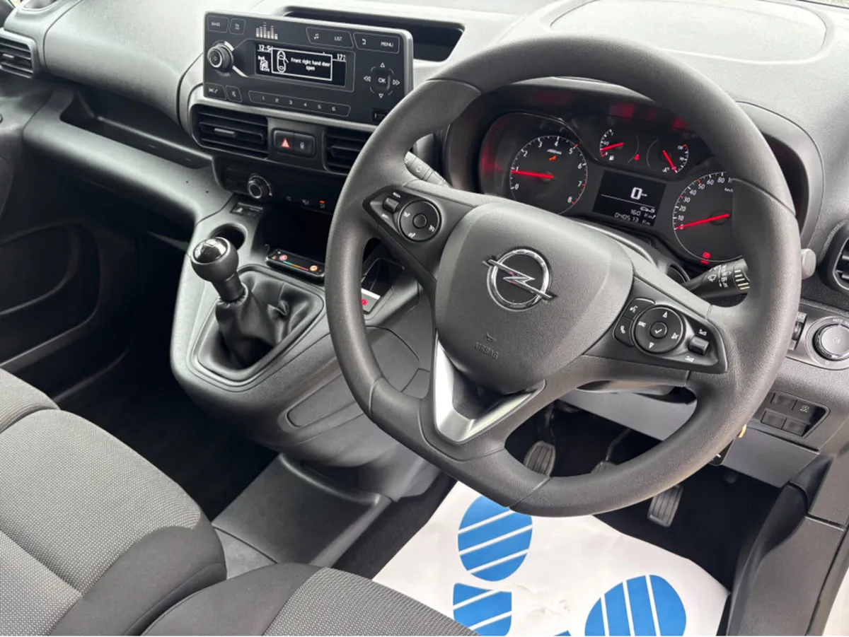 Opel Combo 1.5 75PS DIESEL - ONLY 41K,KMS - Image 3