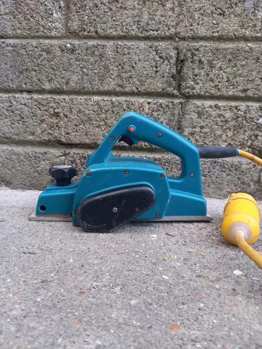 Makita Wood Planer - Image 2