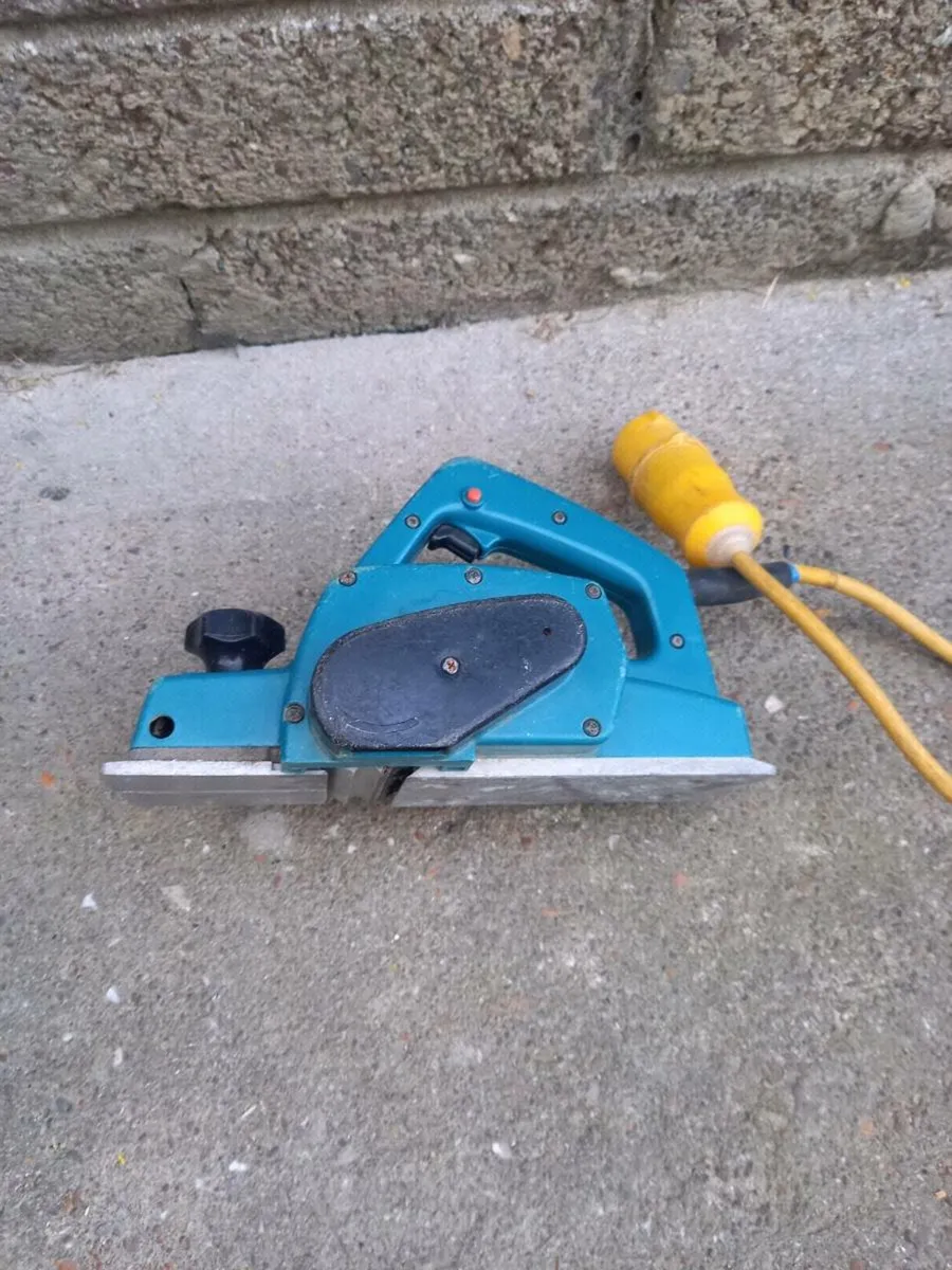 Makita Wood Planer - Image 3