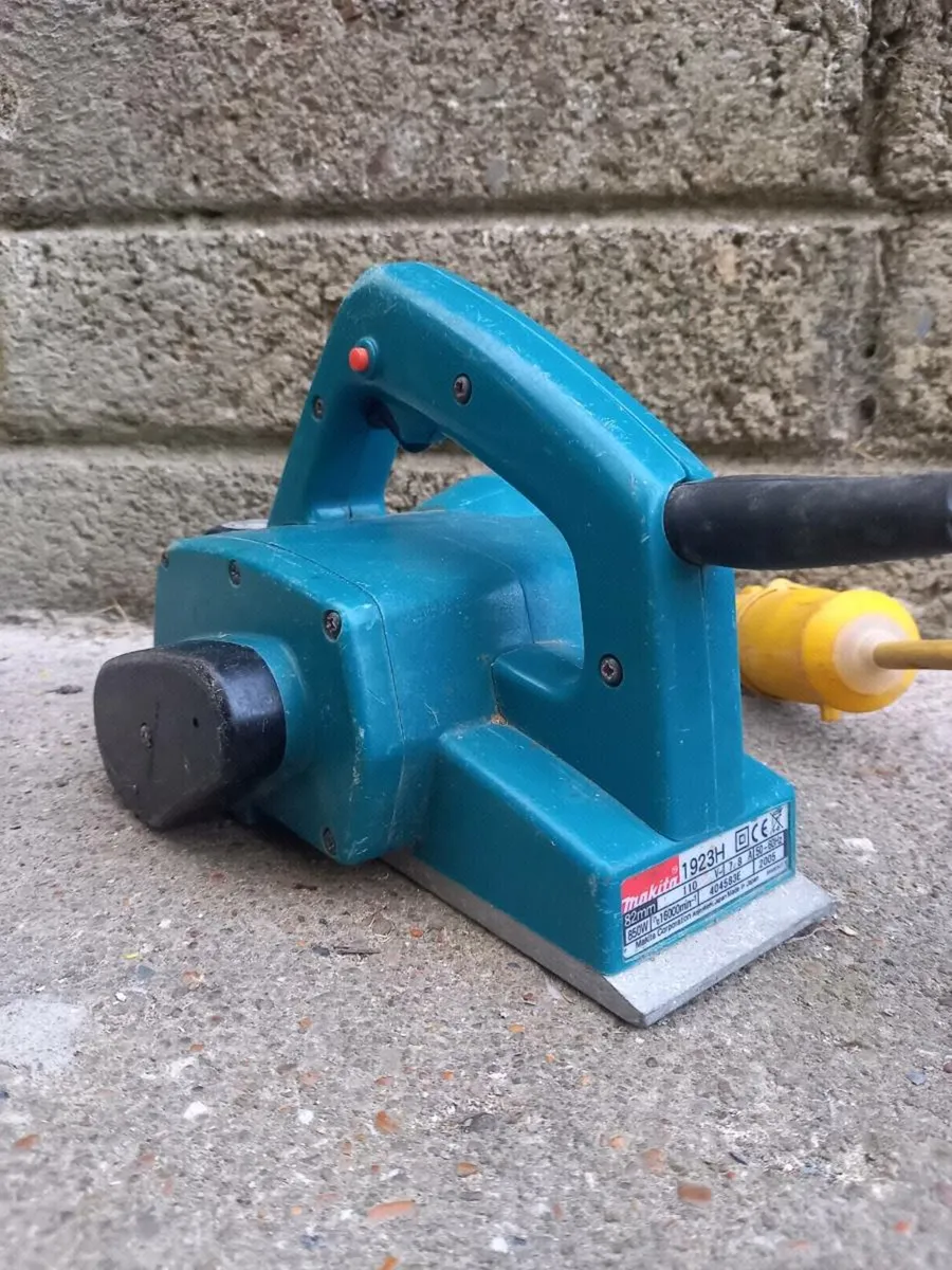 Makita Wood Planer - Image 4