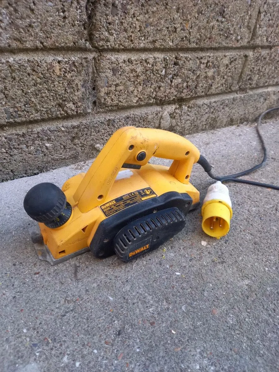 DeWalt Wood Planer - Image 2