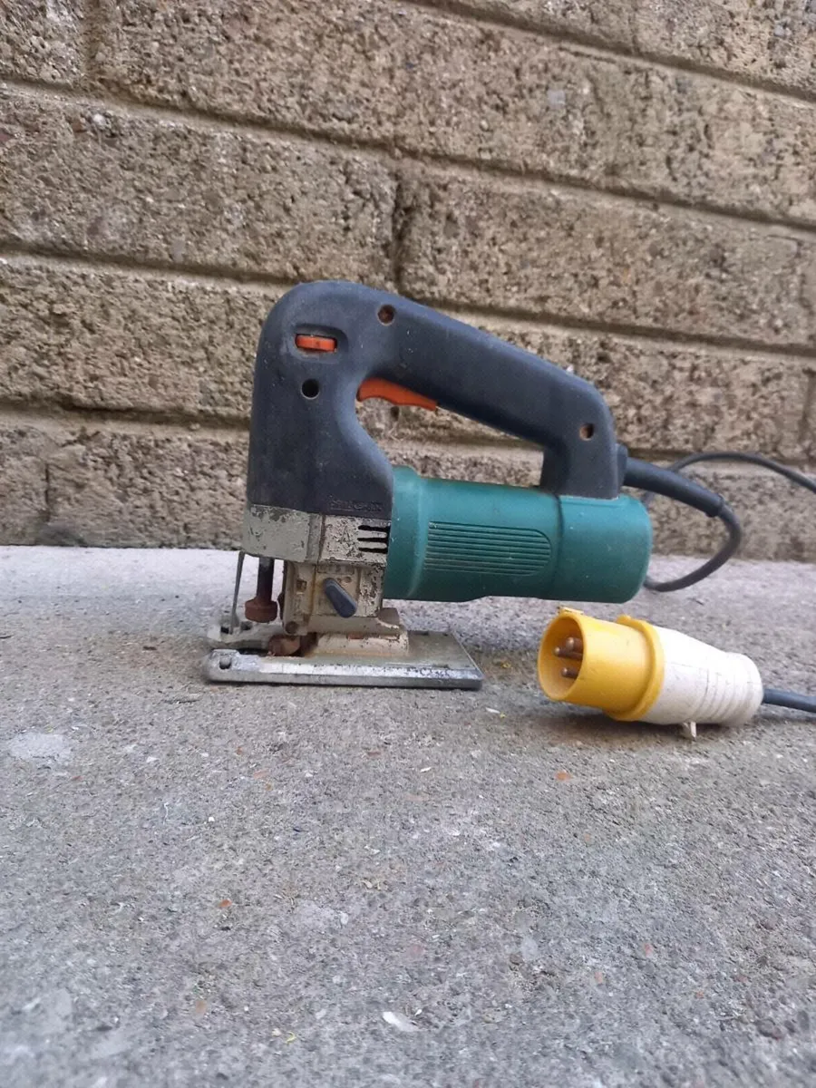 110v Jigsaw - Image 1