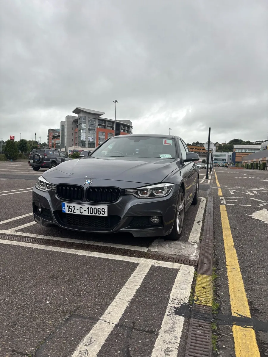 2015 BMW MSport series 320i - 40,000KM-Automatic - Image 1