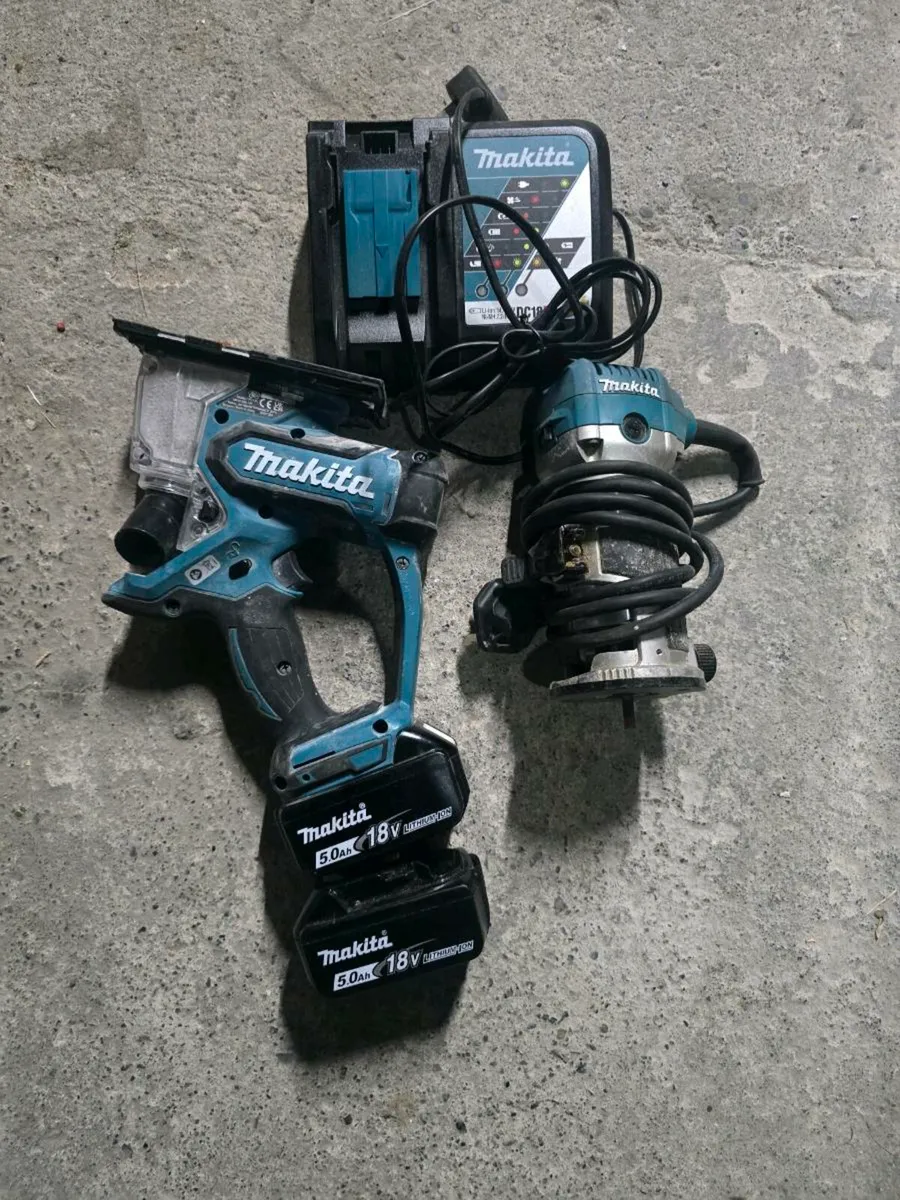 Drywall cutter and router (sold as set) - Image 1