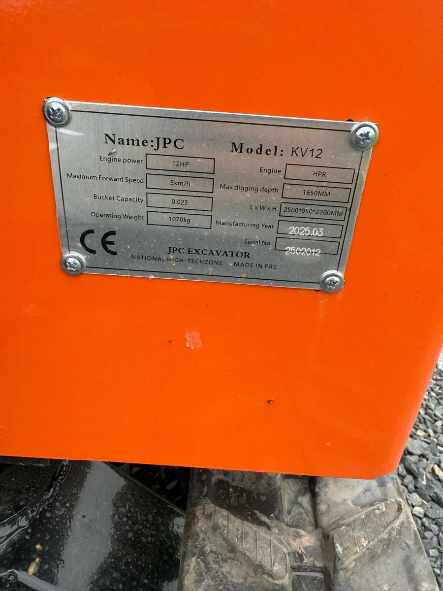 1 ton mini digger - Image 2