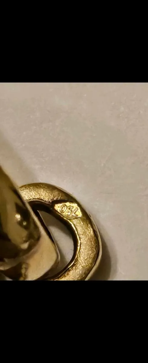 18K Gold Pendant - Image 4