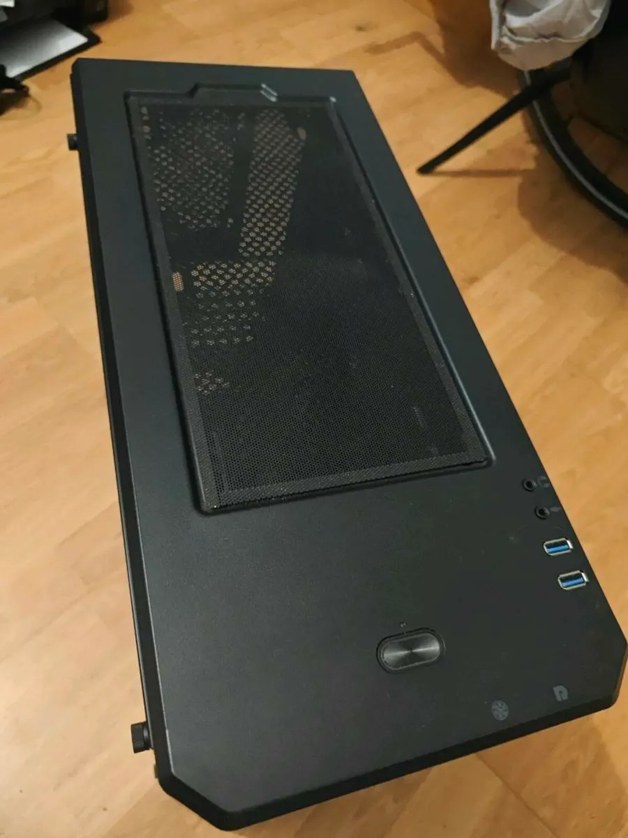 PC case - Image 2
