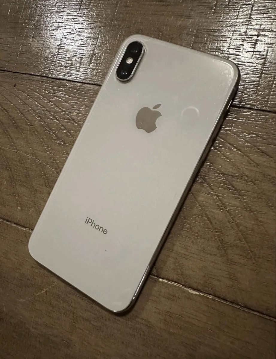 iPhone X silver 64GB unlocked - Image 3