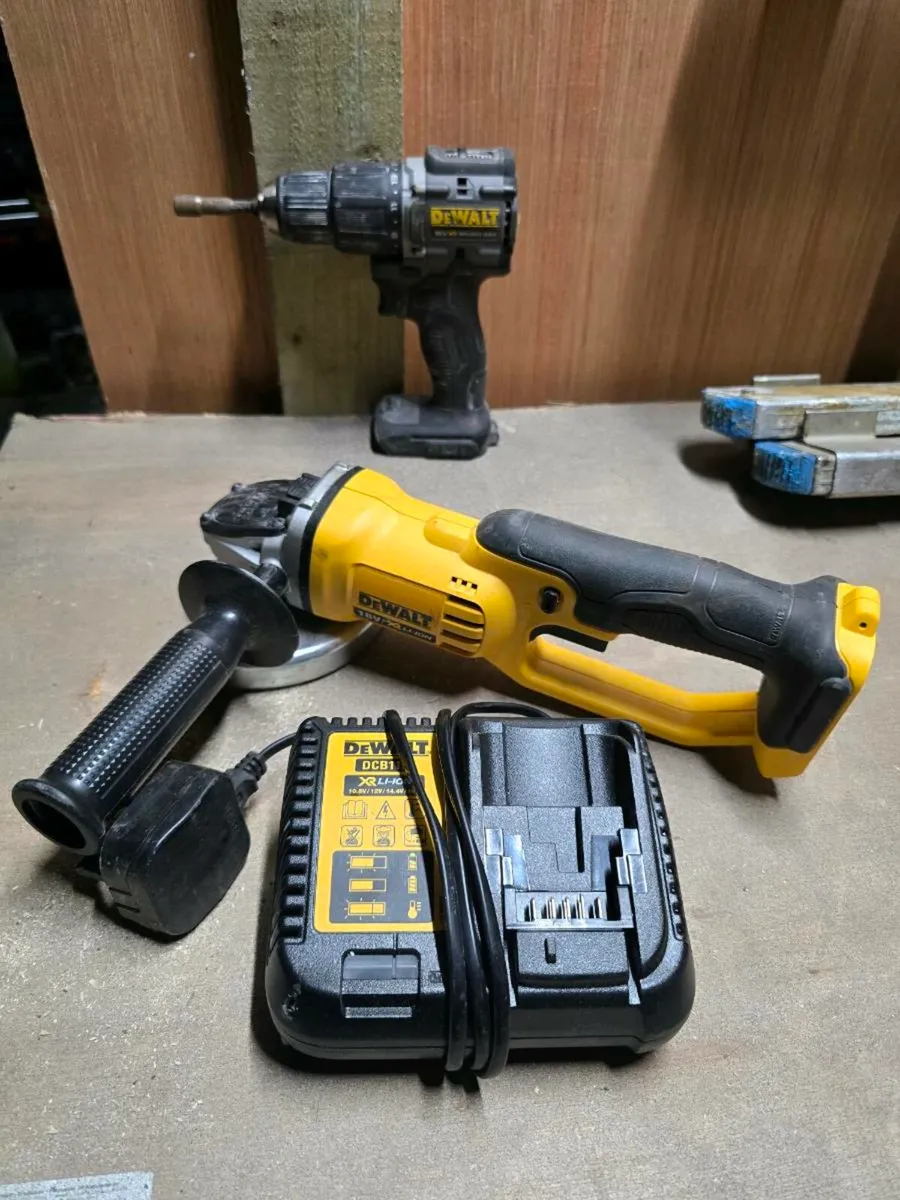 Dewal Combi drill, angle grinder and multi tool