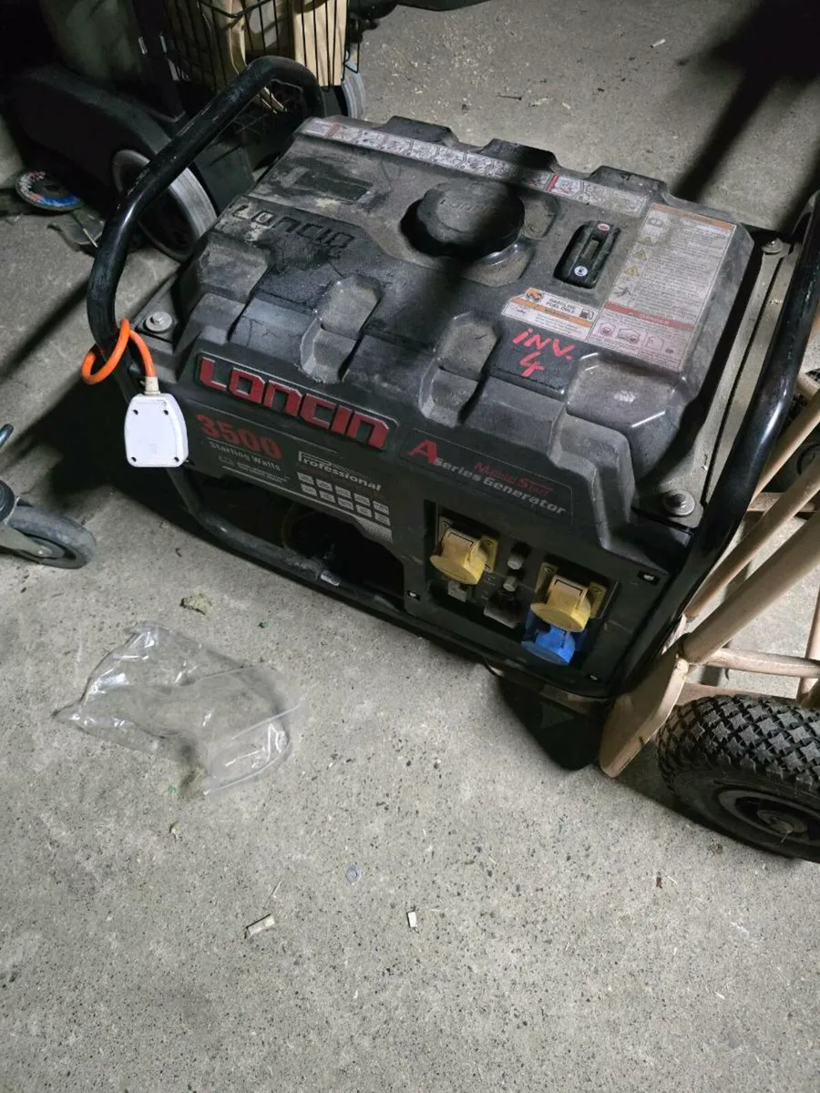 Petrol generator - Image 1