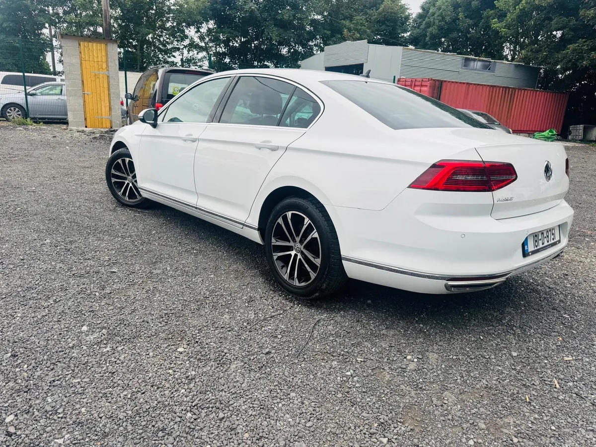 Volkswagen Passat 2018 Bussiness edition - Image 4