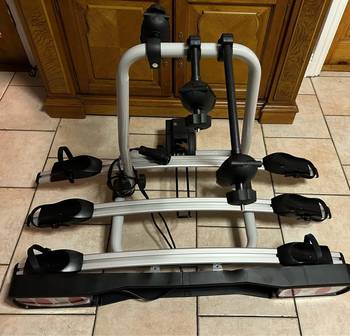 3 Bicycle Carrier for Towbar new - Image 1