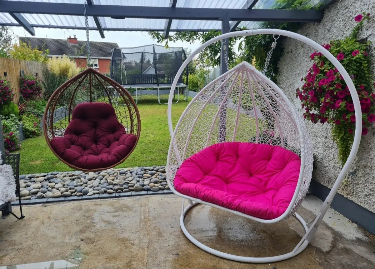 Egg swing - Image 1