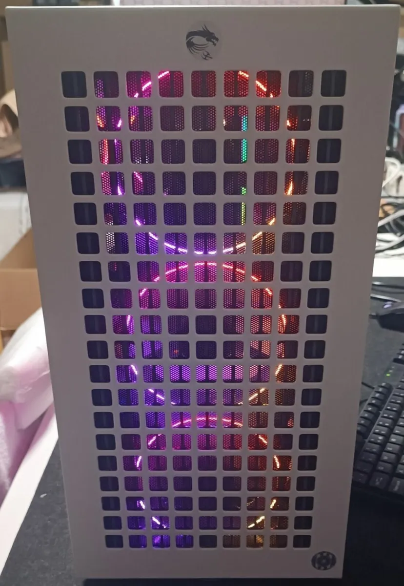 DEEPCOOL Hi-Performance White RGB Gaming PC - Image 2