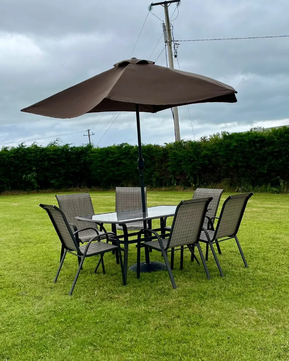 Garden Furniture - Image 2