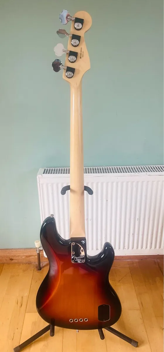 American Deluxe Jazz Bass Left handed - Image 3