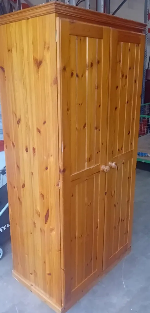 Pine wardrope - Image 2