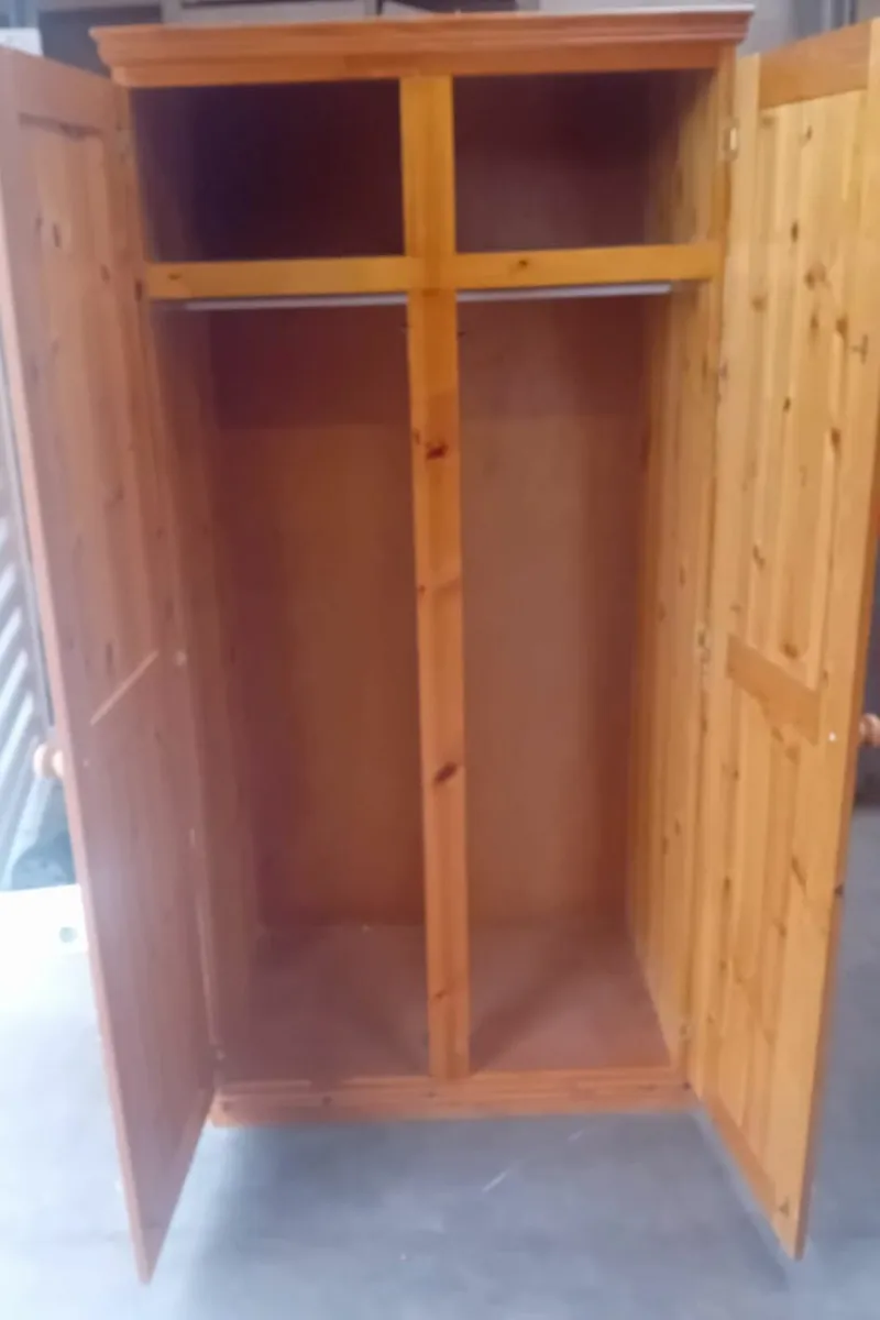 Pine wardrope - Image 3