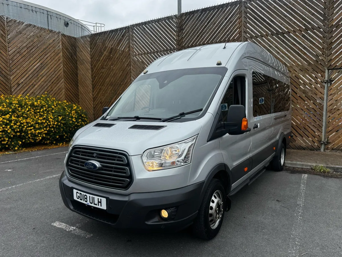 Ford transit 17 seat minibus 57,000miles - Image 1