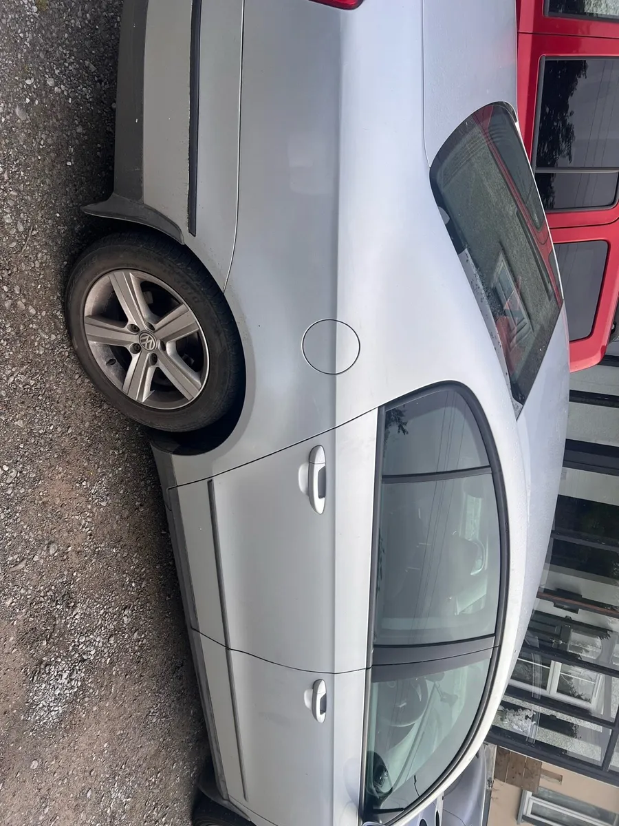 Car - Image 1