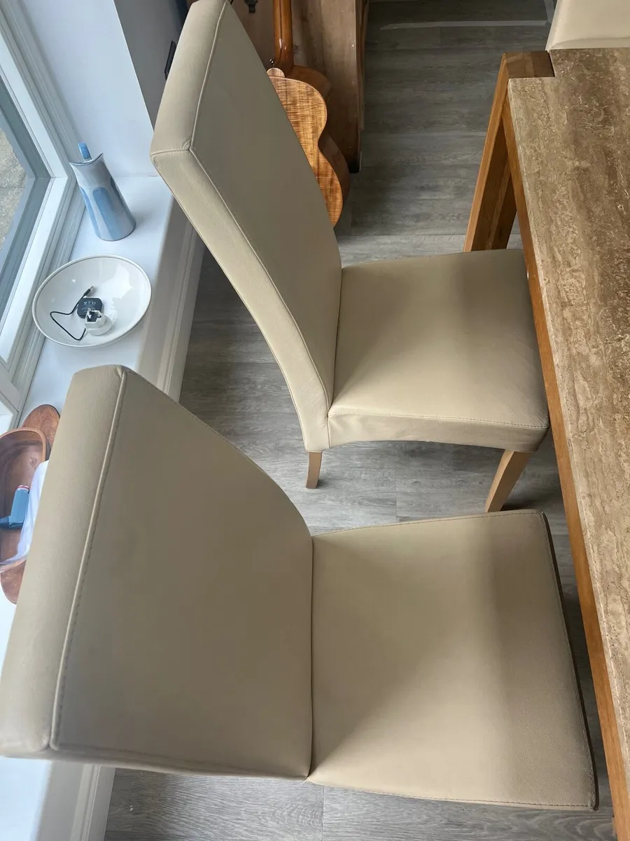 Granite Kitchen Table and 6 chairs - Image 3