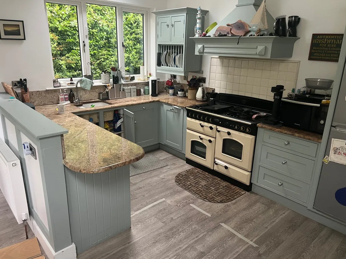 kitchen - Image 1