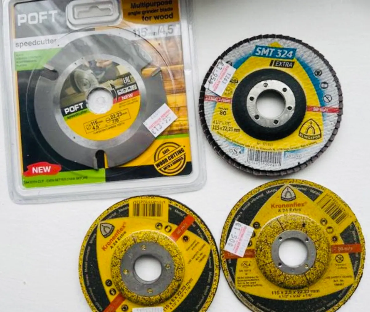 Bundle of items - Image 1