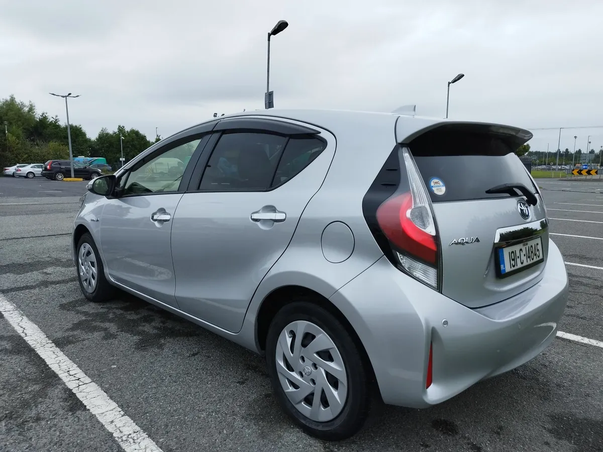 TOYOTA AQUA, ONLY 63000 KM , LOW MILEAGE - Image 3