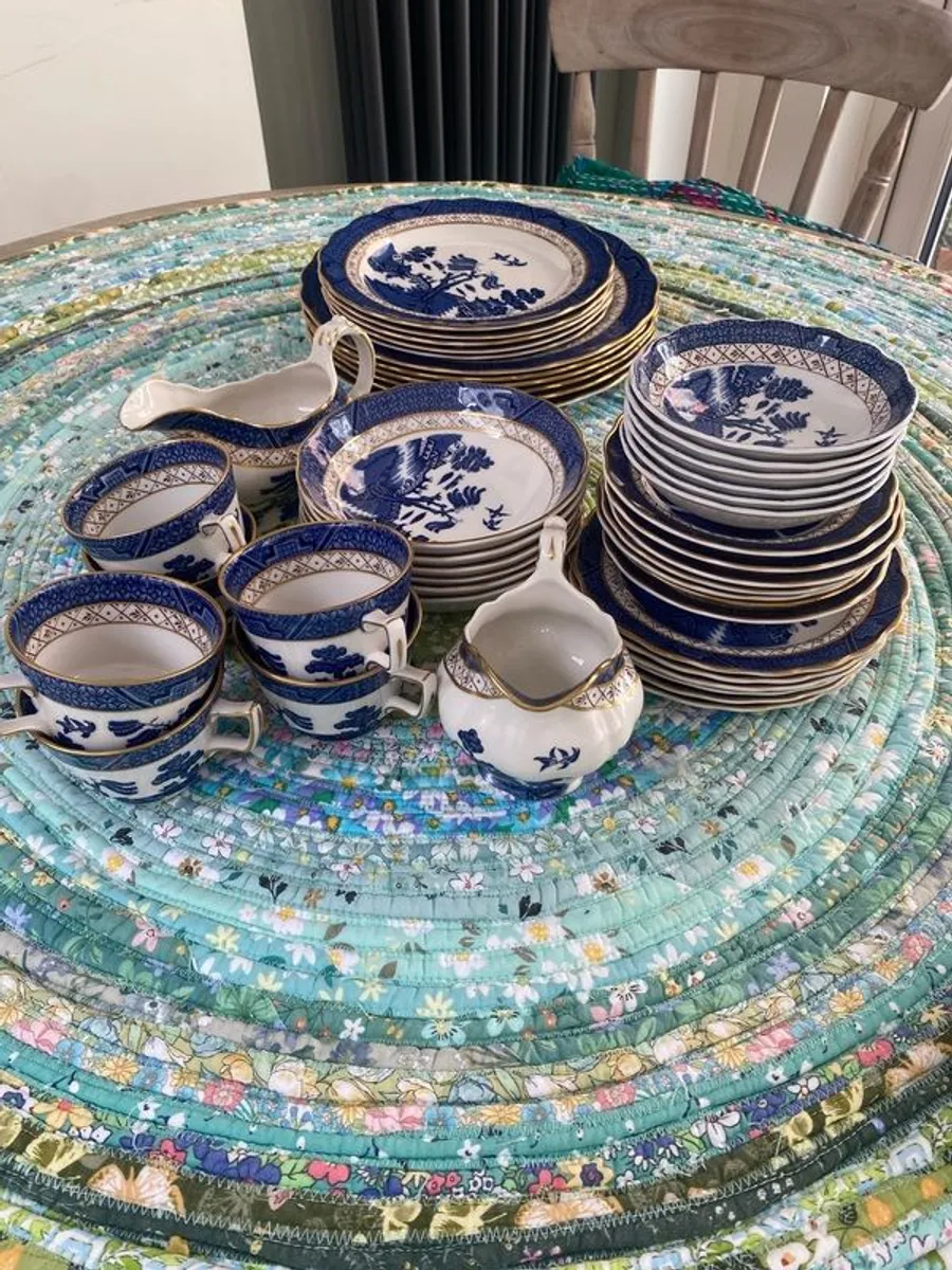 Real old willow china - Image 1