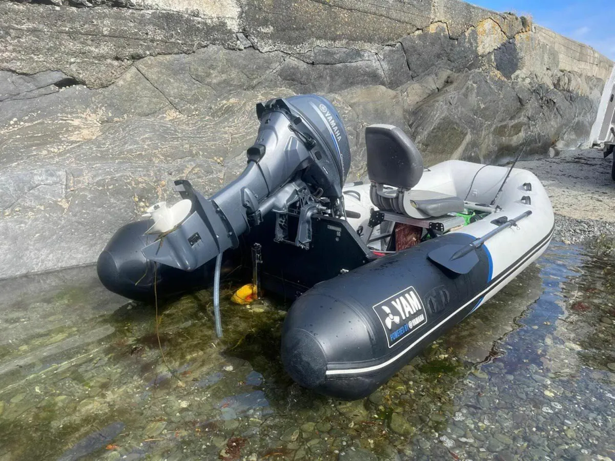 Yamaha Boat and Engine Set - Image 4