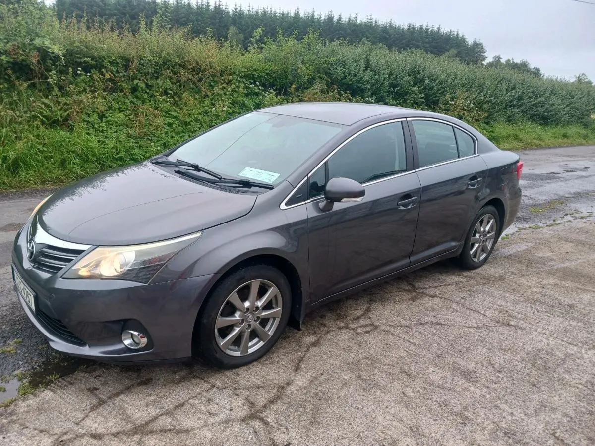 Toyota avensis. - Image 3