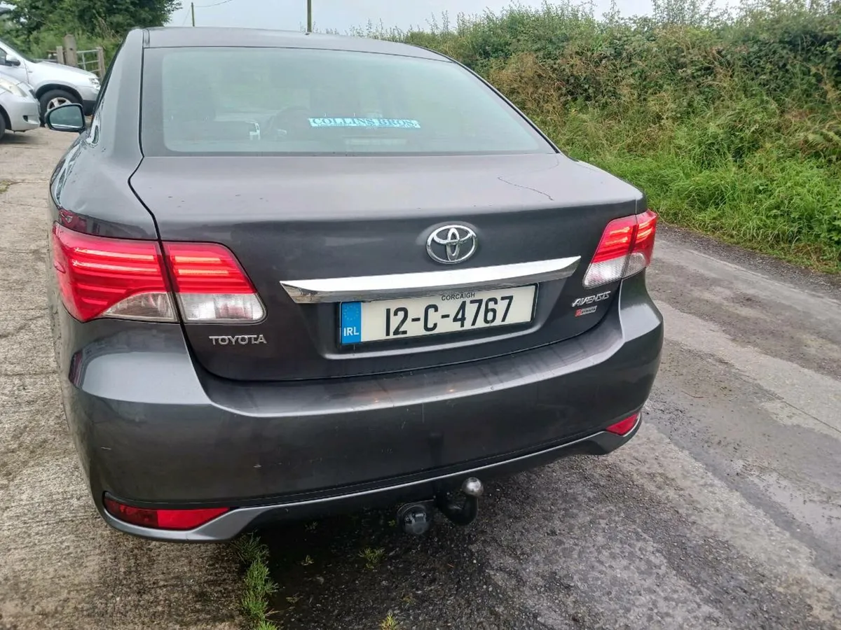 Toyota avensis. - Image 4