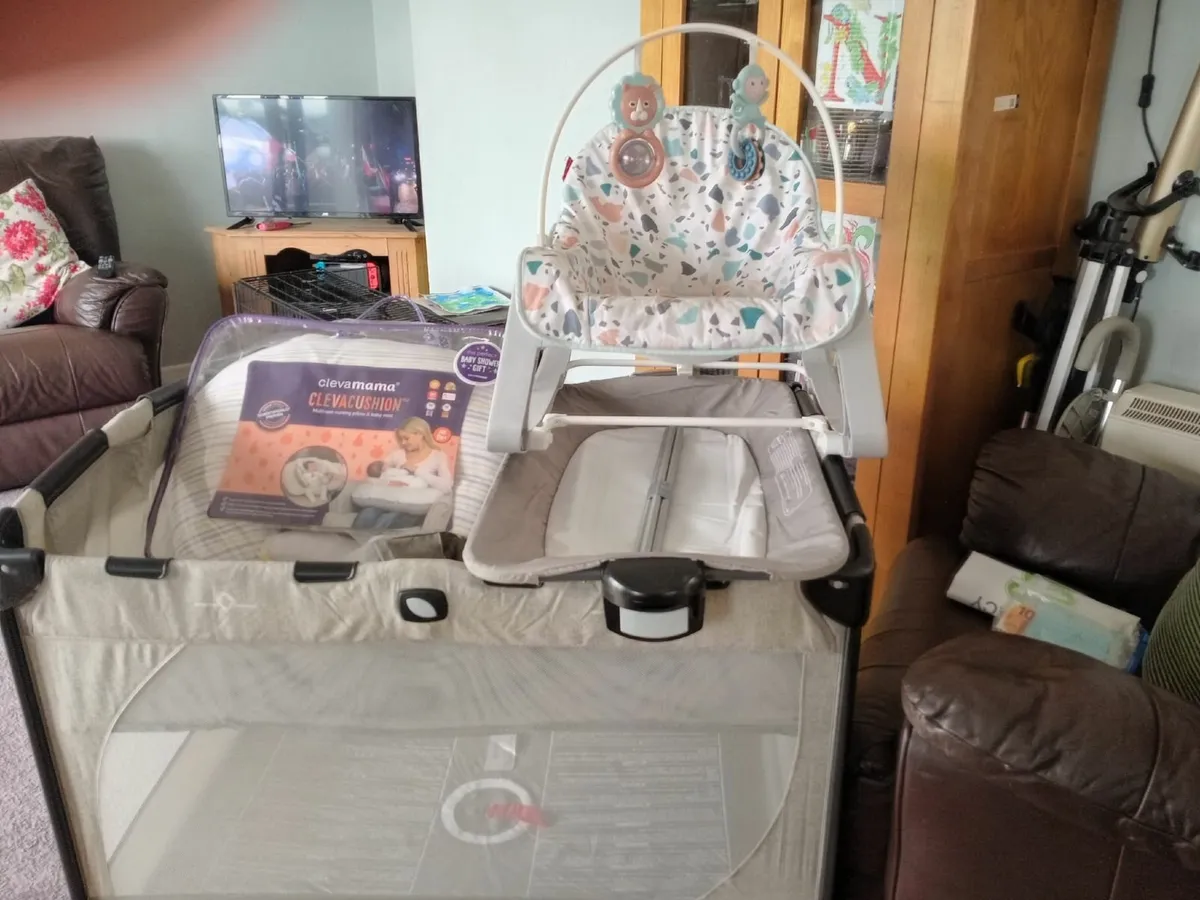 Bouncer travel cot and pillow - Image 1