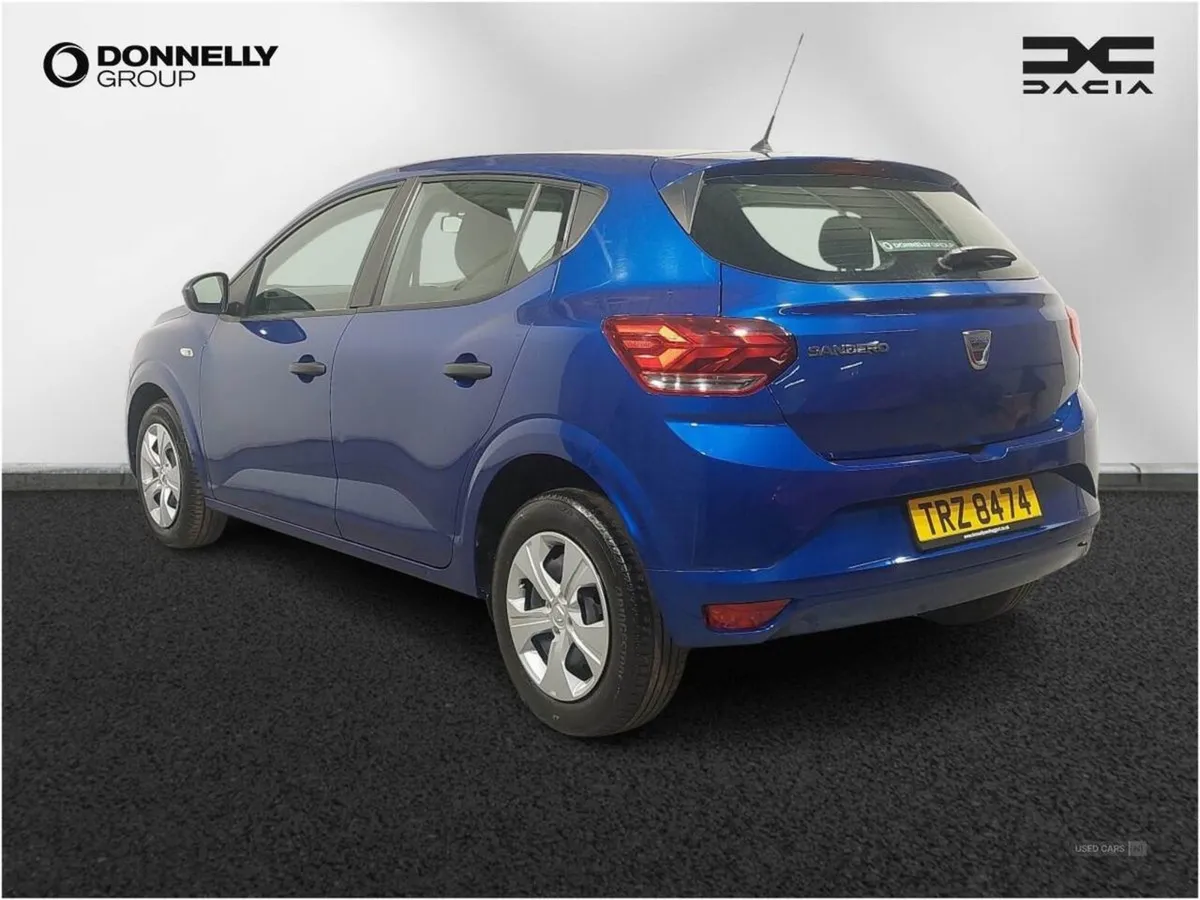 Dacia Sandero 1.0 SCe Essential 5dr - Image 2