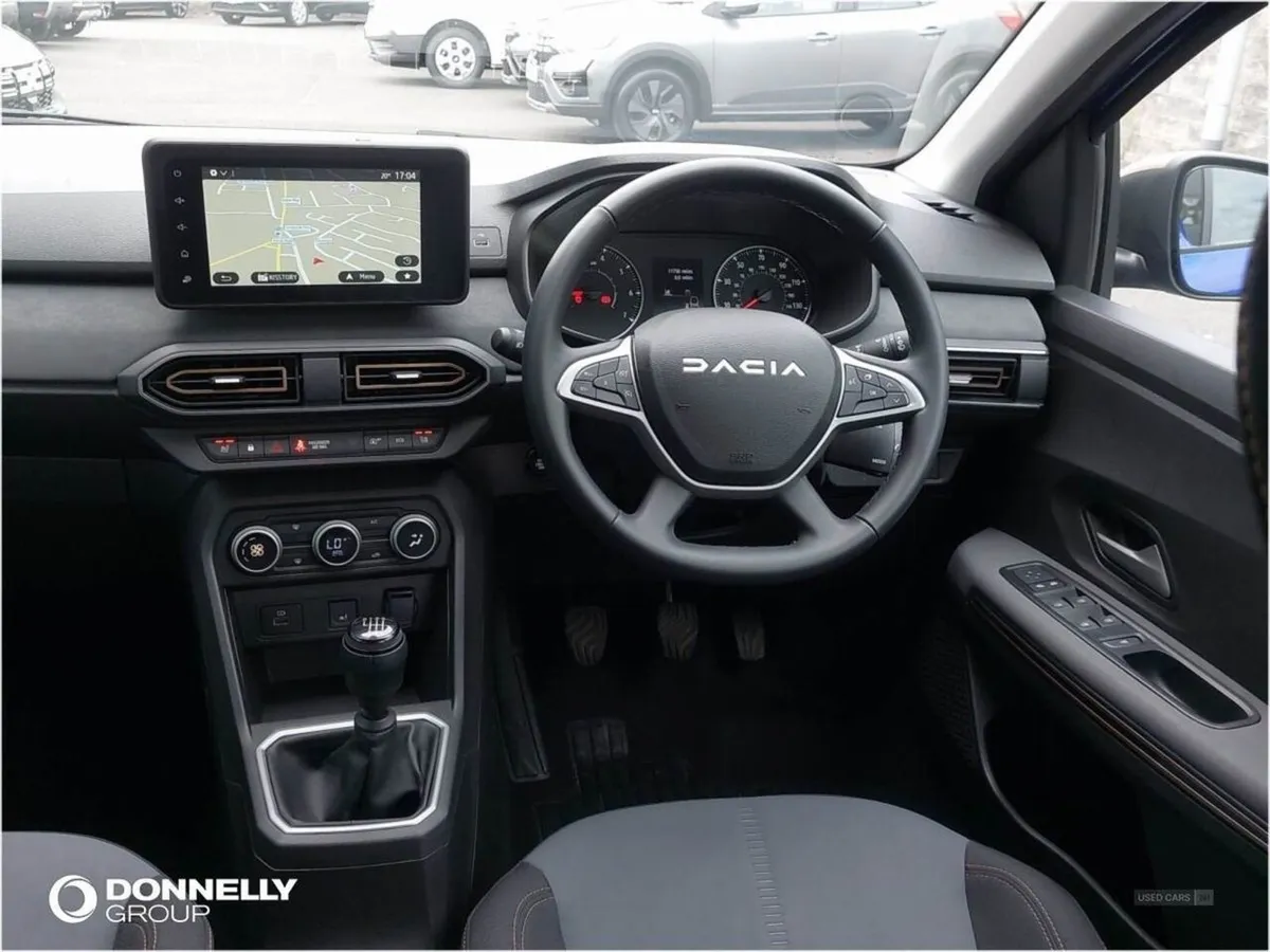 Dacia Sandero Stepway 1.0 TCe Extreme 5dr - Image 4