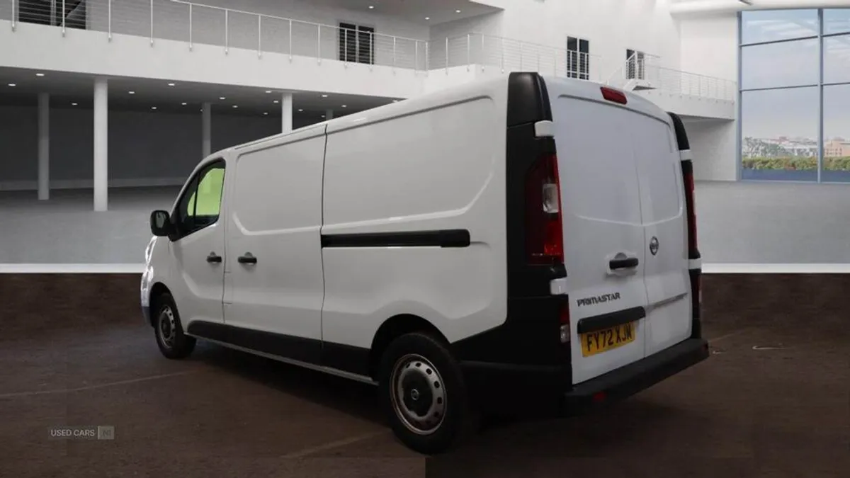 Nissan Primastar 30 L2 Diesel - Image 2
