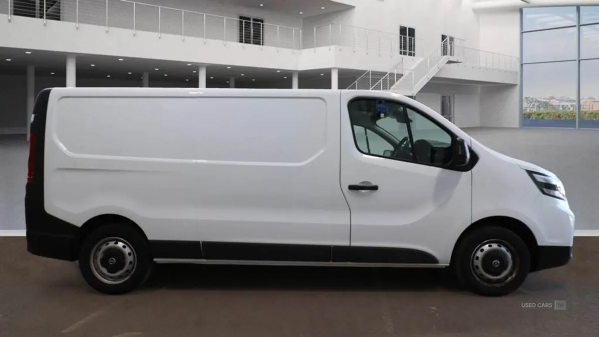 Nissan Primastar 30 L2 Diesel - Image 4