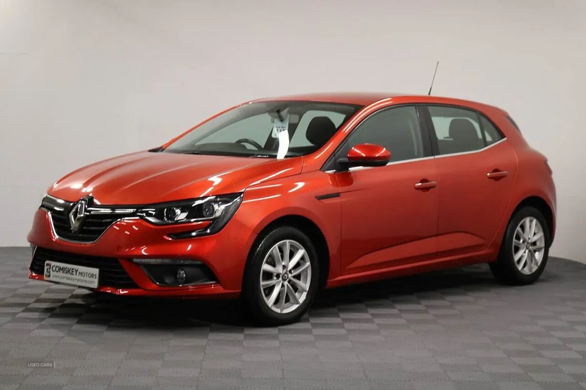 Renault Megane TCe Play - Image 3