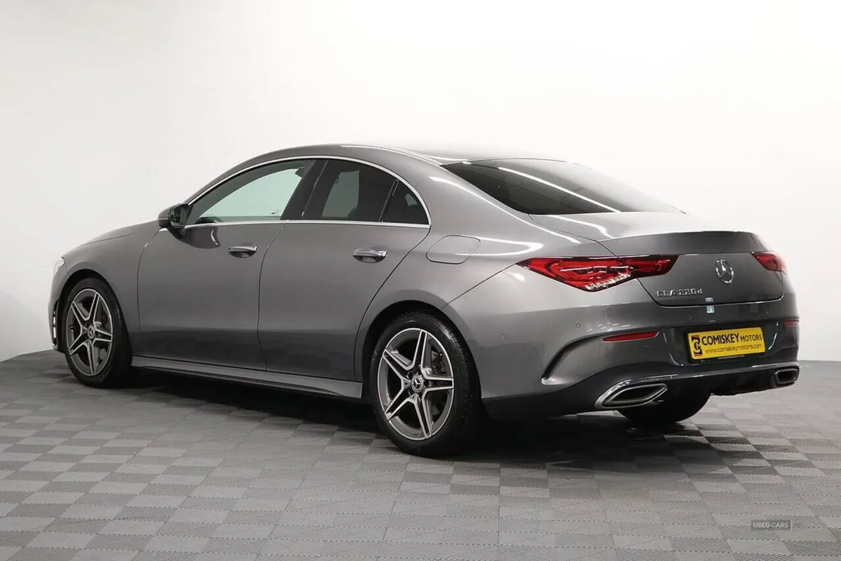 Mercedes-Benz CLA 220d AMG Line - Image 4
