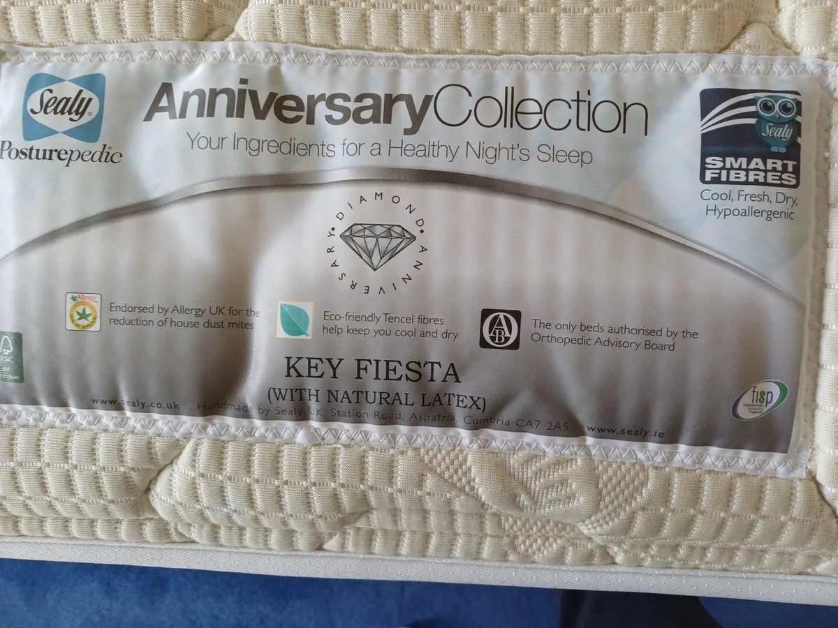 Bed - King Size - Image 4