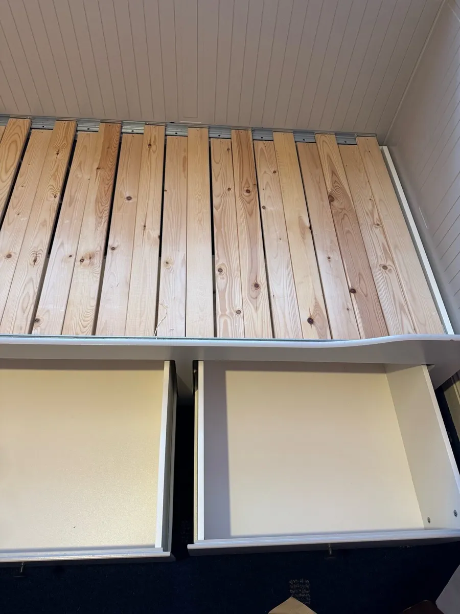 IKEA bed - Image 4