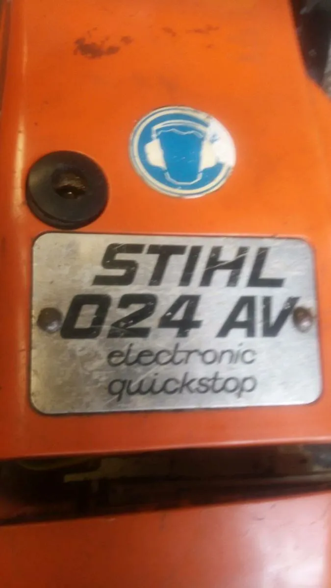2 STIHL CHAINSAWS €250 - Image 4