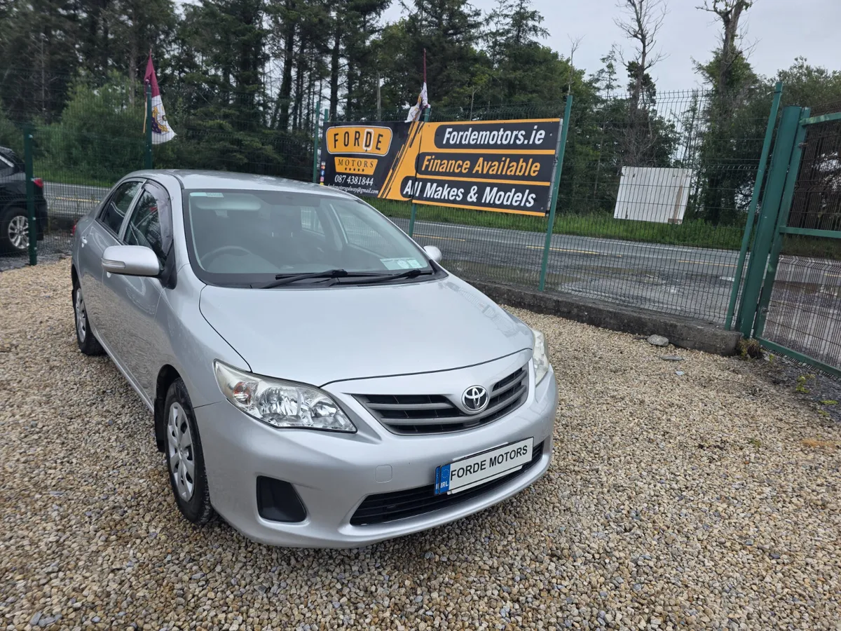 Toyota Corolla 2012 - Image 1