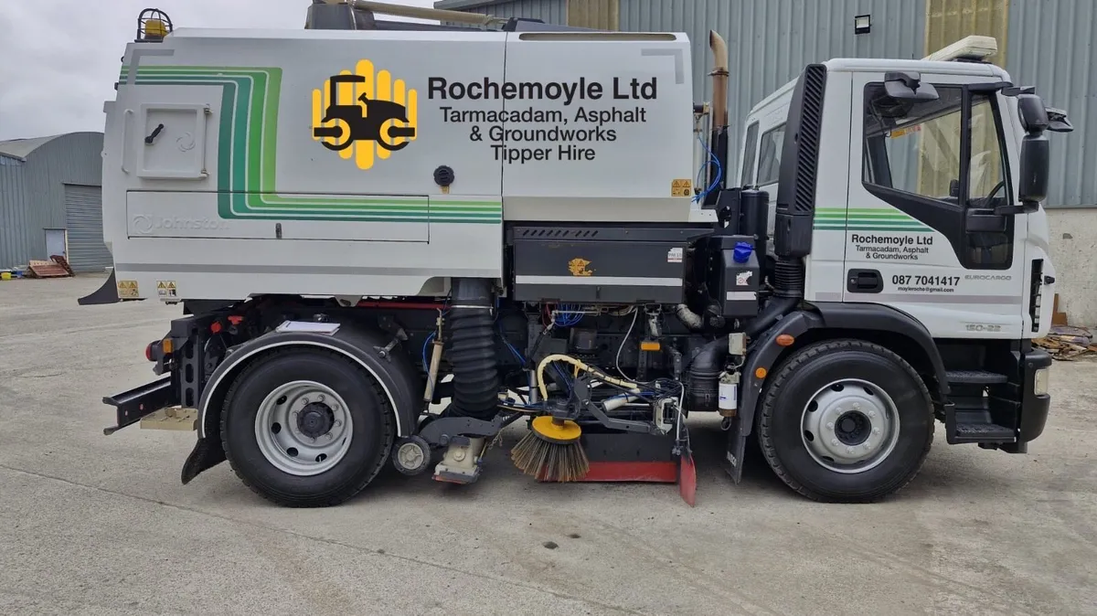 Sweeper for hire - Image 1