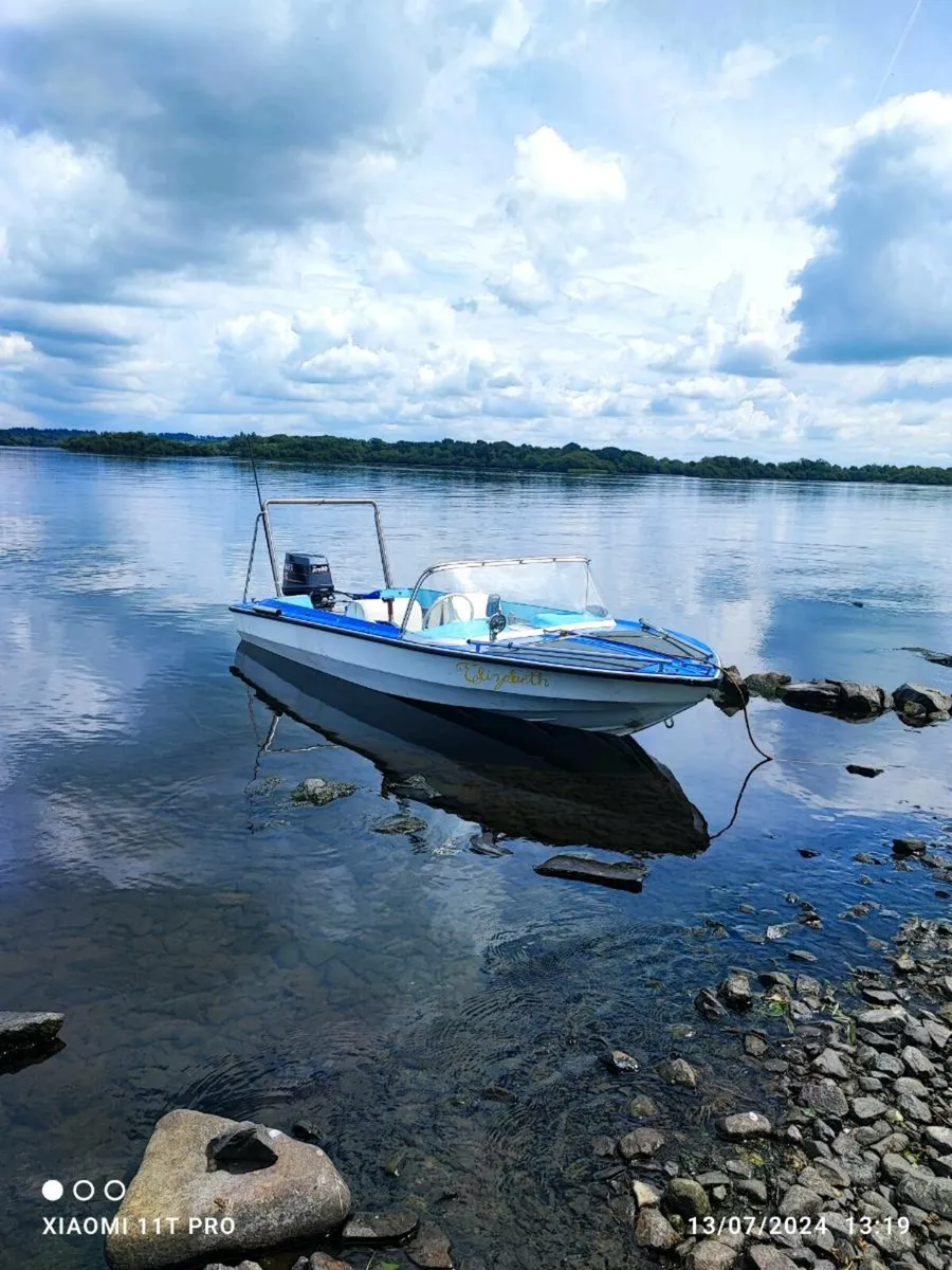 Speed boat - Image 1