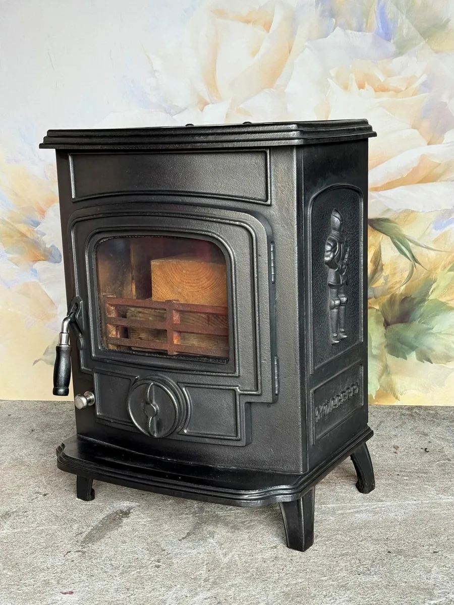 Mulberry solid fuel non-boiler stove - Image 1