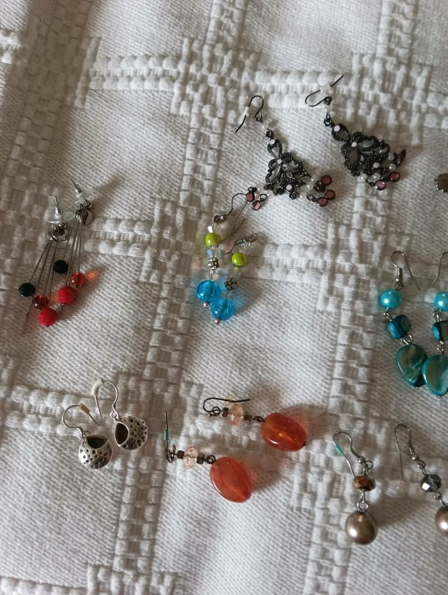Beautiful set earrings,20 for lot - Image 3